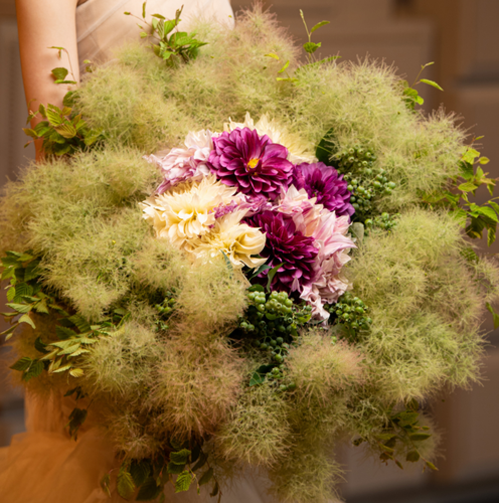 ハイセンスな花嫁にふさわしい アーティスティックなデザイン